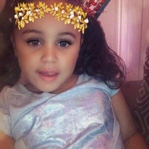 Meet your Posher, Bonita